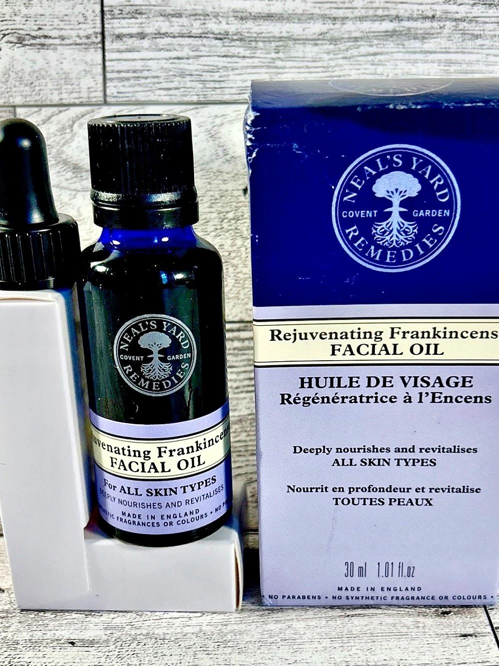 Neal's Yard Remedies Rejuvenating Frankincense Facial Oil 30 ml NWT